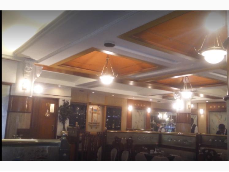 Hotel Ganesh Palace มุมไบ ภายนอก รูปภาพ